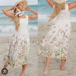 Ivy City Co Aspyn Dress in Pastel Floral